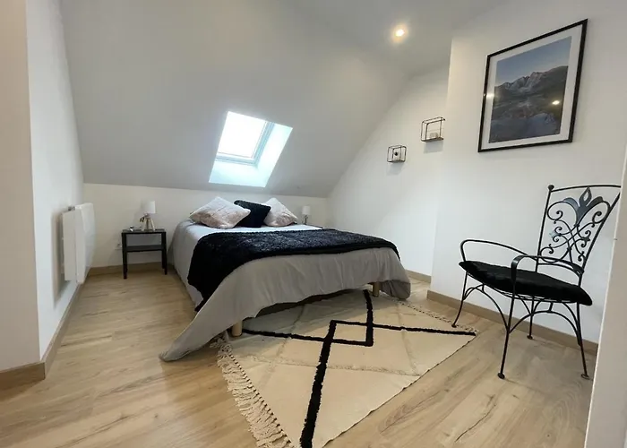 Chaleur Moderne Des Pyrenees